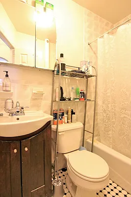 Rented by JK Dansar Corp | media 19