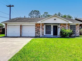 5318 Botany Ln, Houston, TX 77048