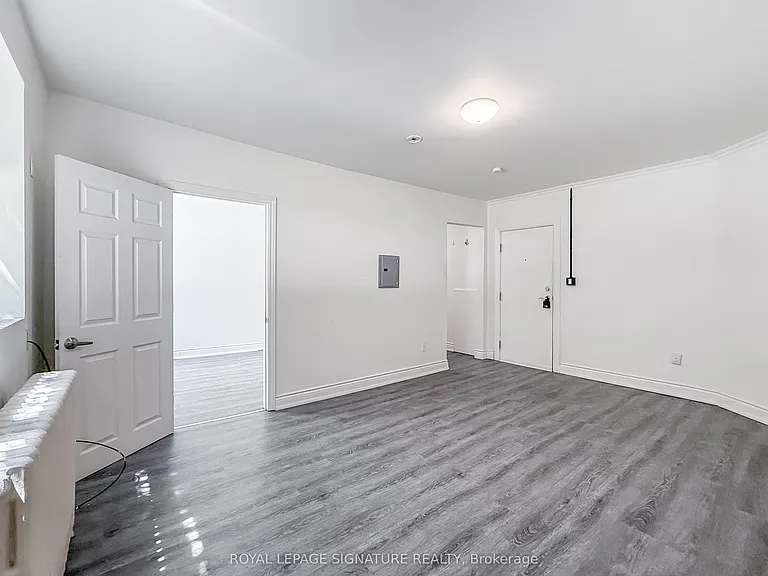 394 Dovercourt Rd #11 — Photo 13