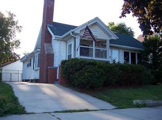 1508 S Main St, Racine, WI 53403