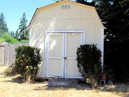 5th image of 5021 218th Street Ct E
