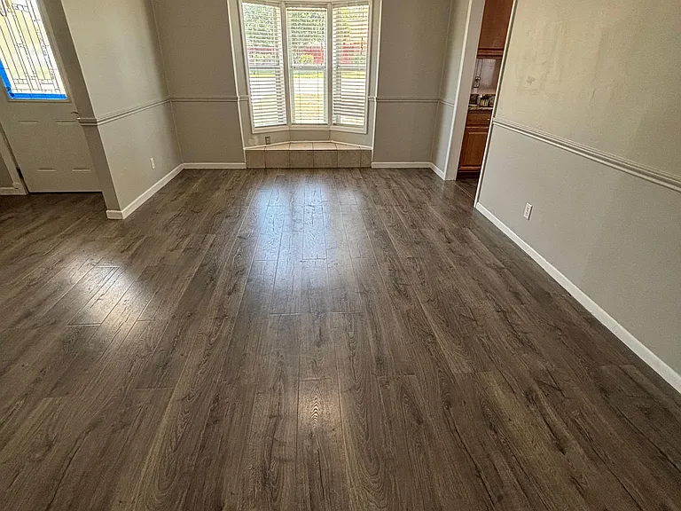 311 N Broadview St — Photo 5