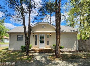 717 Freehold Rd, Jackson, NJ 08527