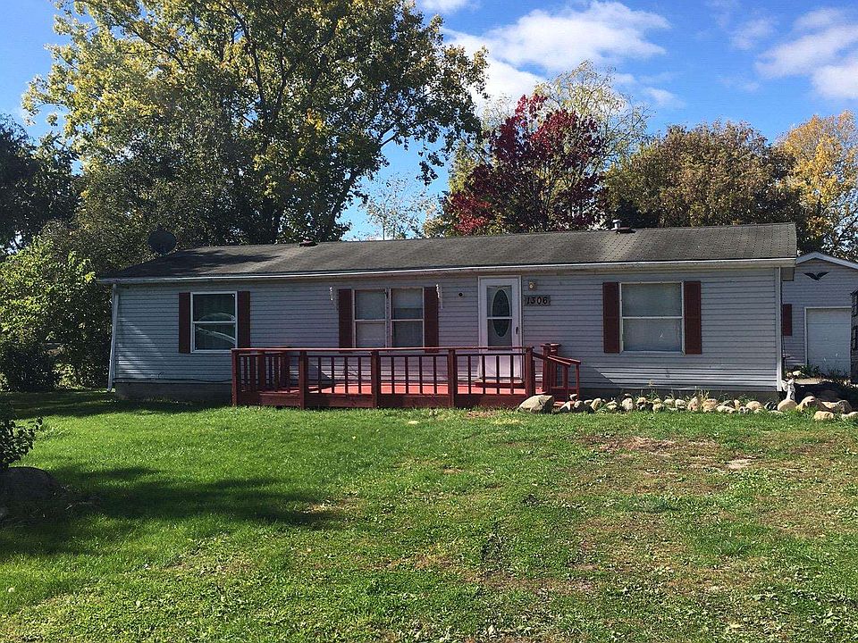 1st image of 1306 S Meadow Dr
