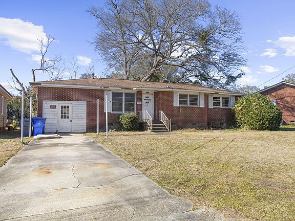 4th image of 2711 Kershaw St