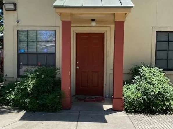 3010 N Saint Marys St, San Antonio, TX