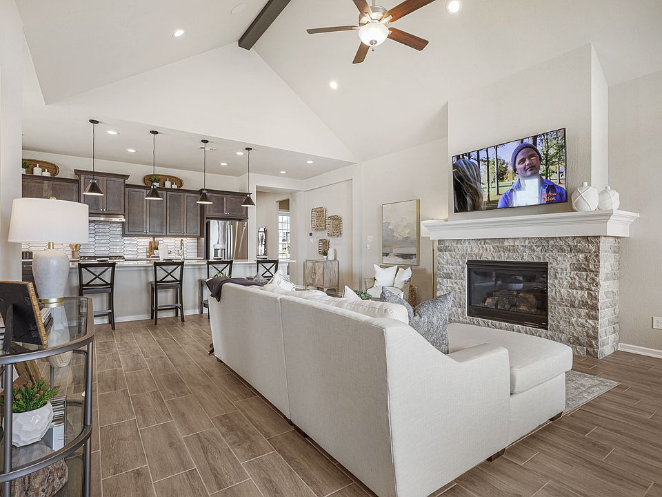 Fulshear Lakes by Chesmar Homes Houston in Fulshear TX | Zillow