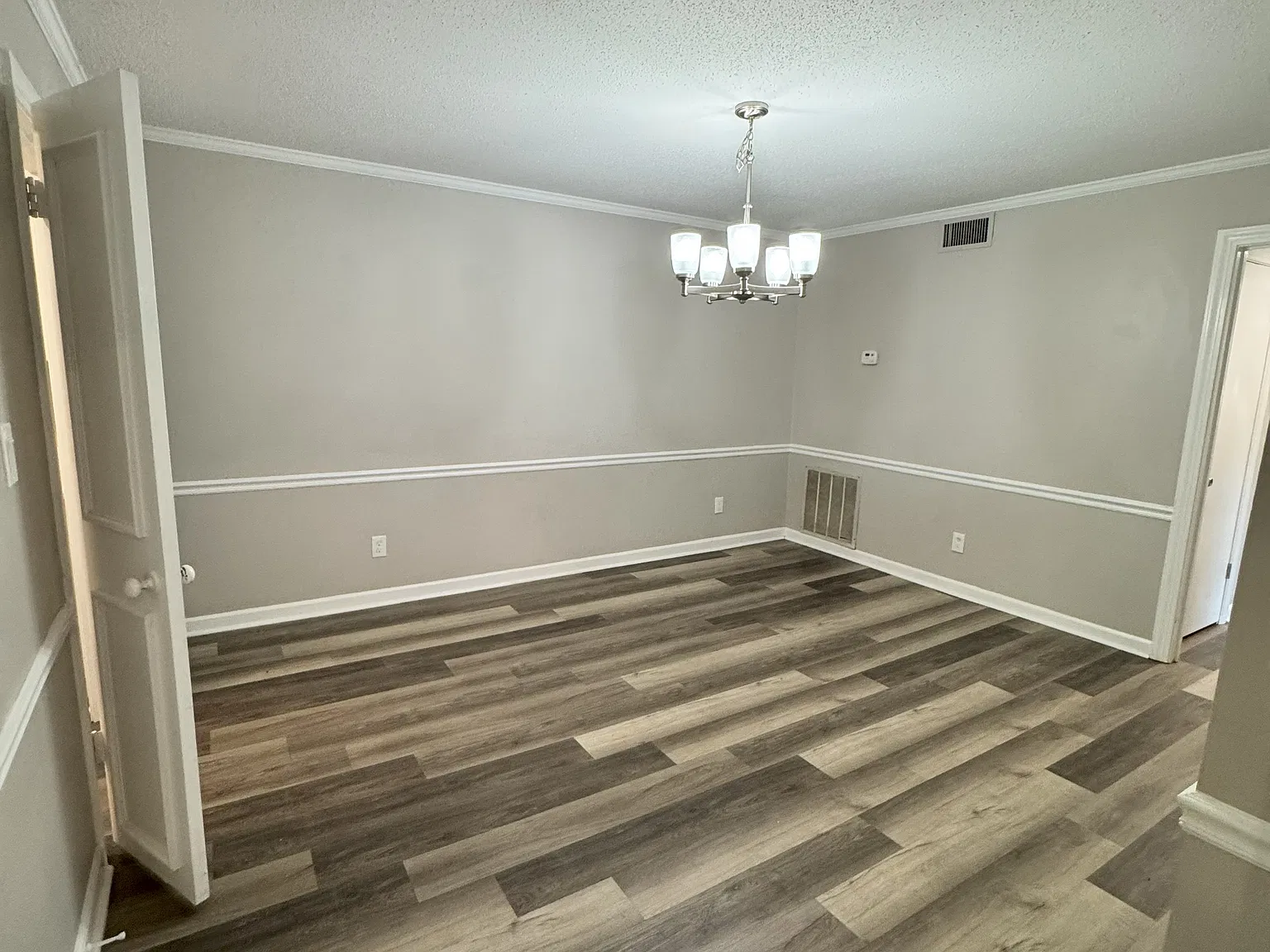 188 Rue Fontaine — Photo 4