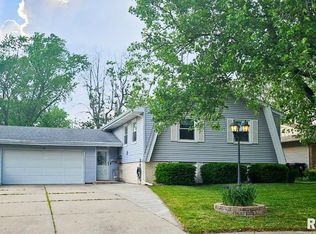 7409 N Piccadilly Pl, Peoria, IL