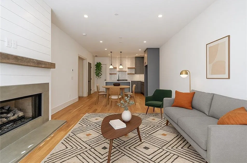 3 bed, 2.5 bath, 1826 sqft, $3,500 — Photo 3