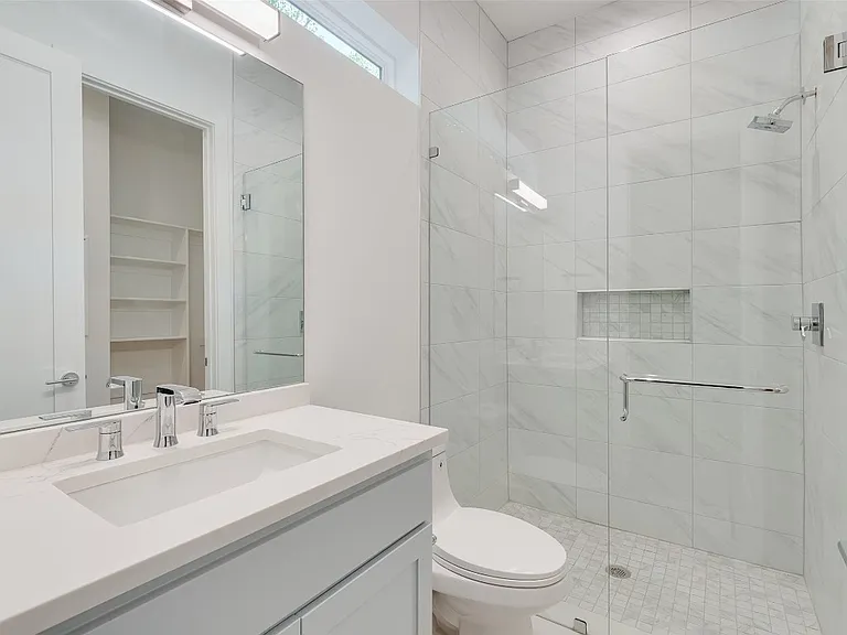 6135 Velasco Ave — Photo 44