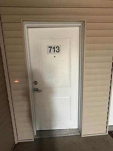 Floor plan 713