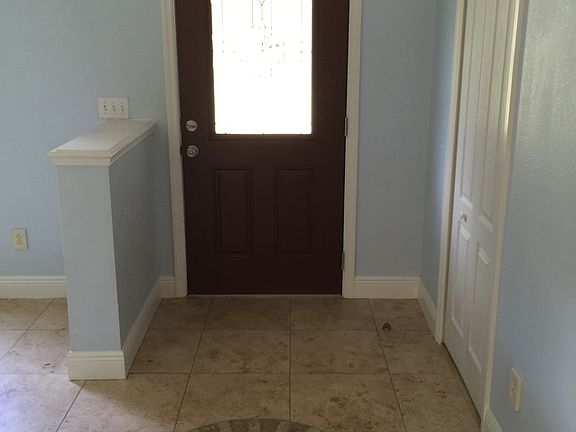 5th image of 866 Arawana Dr