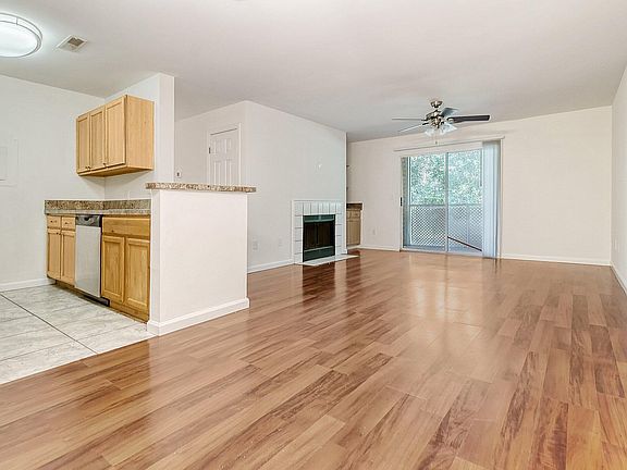 5th image of 2011 N Highway 17 Unit 1100B