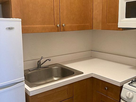 3rd image of 1380 1st Ave APT 4H
