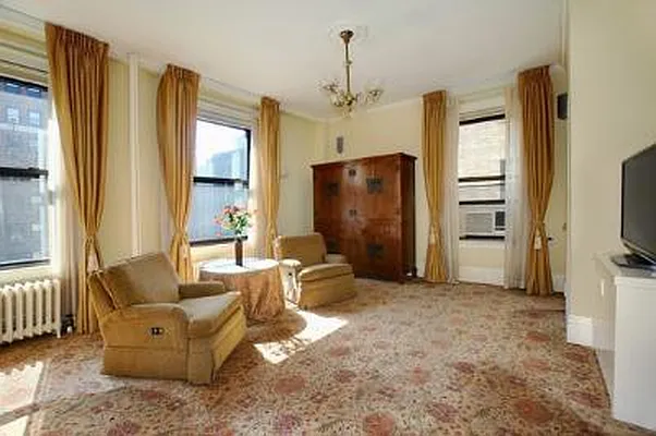 Sold by Corcoran | media 17