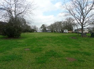 000 Andrews St, Sealy, TX 77474