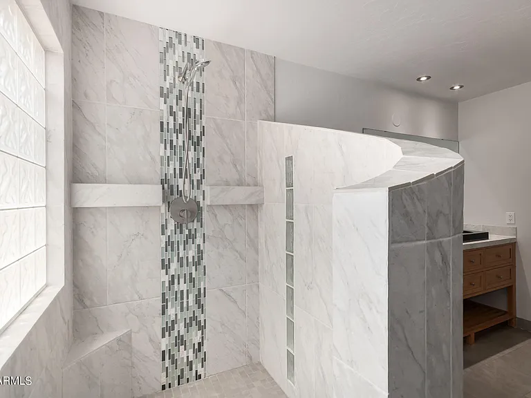 204 W Mountain Sage Dr — Photo 30