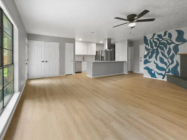 5321 Strickland Ave, The Colony, TX 75056