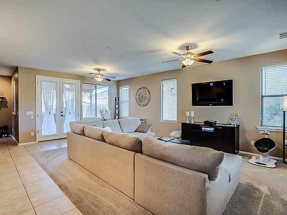 5th image of 3922 E Yeager Dr