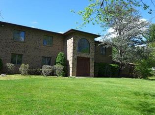 218 Willow Tree Rd, Monsey, NY 10952