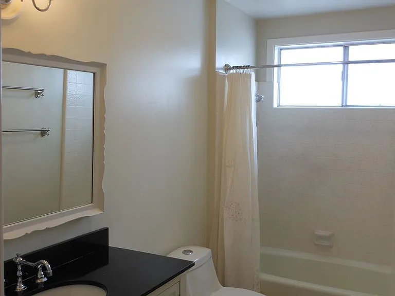 8340 Chase Ave — Photo 20