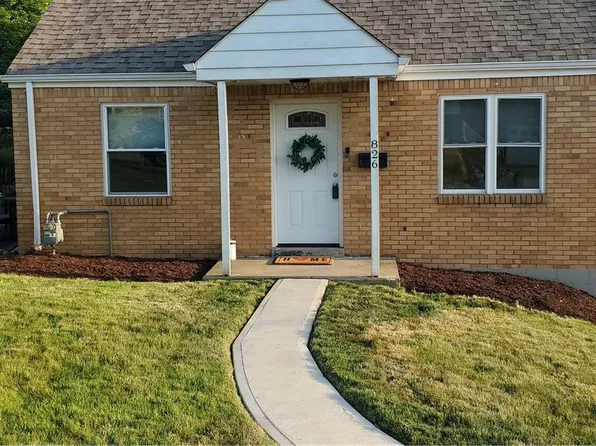 826 Kerry Hill Dr, Pittsburgh, PA 15234