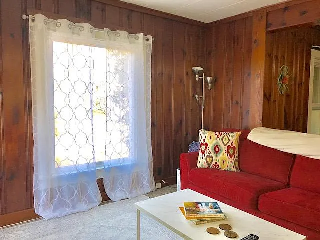 2 bed, 800 sqft, $1,200 — Photo 2