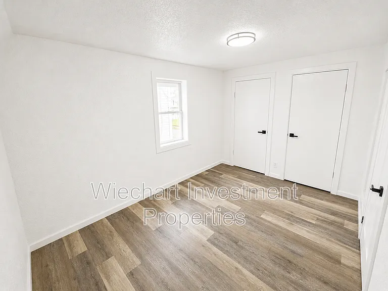 618 W Wayne St — Photo 7
