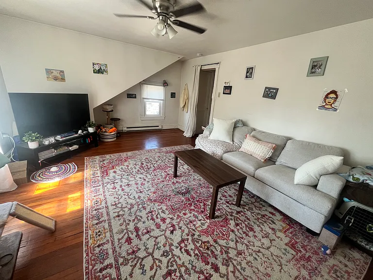 563 N Lime St #3 — Photo 8