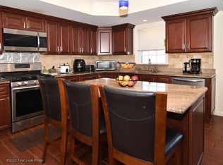 29 Silver Spring Ave, East Providence, RI 02915