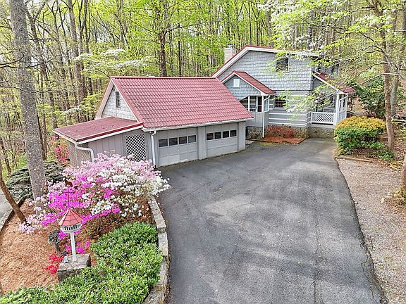 3rd image of 8528 Soapstone Creek Cir