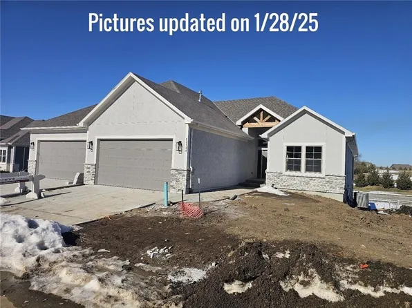 21732 W 116th Ter, Olathe, KS 66061