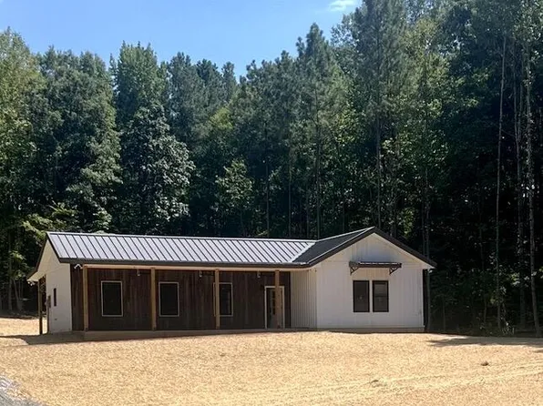 162 Marina Rd, Bracey, VA 23919