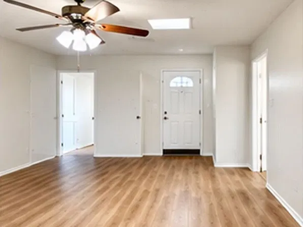 9609 Elgin Ave, Lubbock, TX 79423