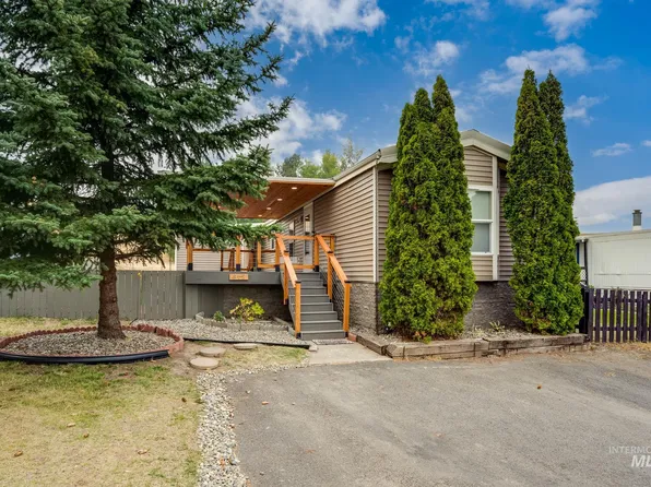 411 N Almon St Space 615, Moscow, ID 83843