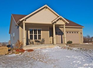 5030 Eagles Perch Dr, Madison, WI 53718