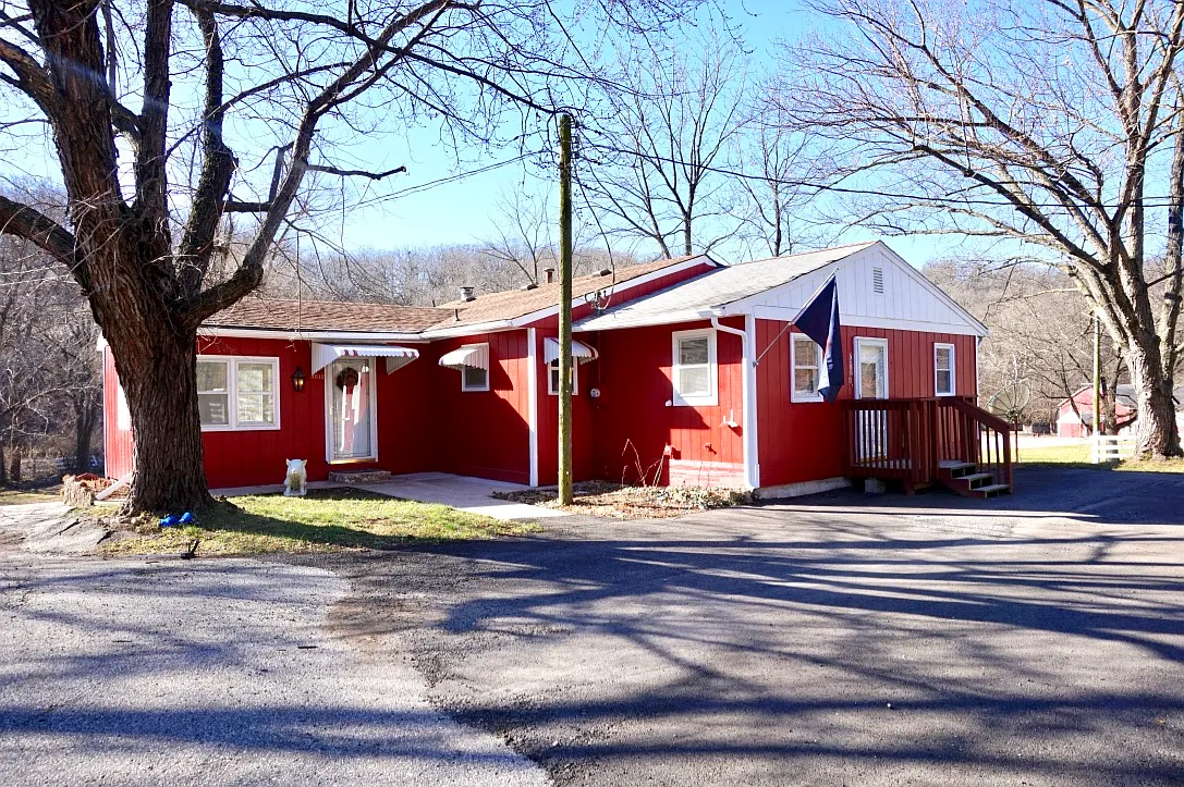 Oldham Rd, Kansas City — Photo 2