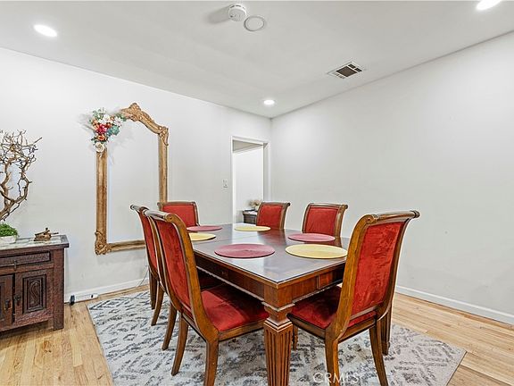 5th image of 18229 Strathern St