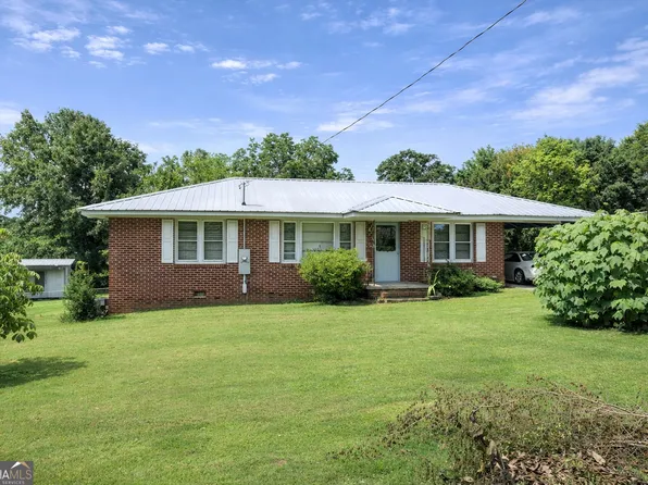 72 Bell St, Hartwell, GA 30643