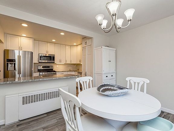 3rd image of 17-37 215th St Unit Townhouse 35