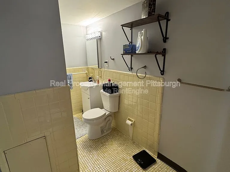 332 Lehigh Ave #2B — Photo 5
