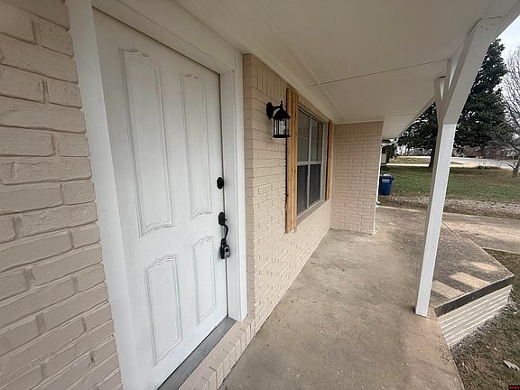 4th image of 903 Waverly Rd