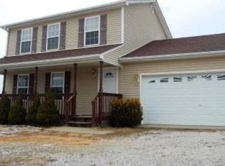 4476 Flaherty Rd, Vine Grove, KY 40175