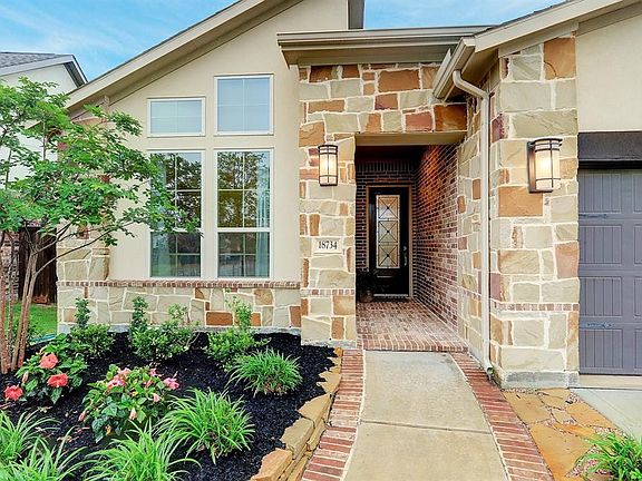 2nd image of 18734 Penn Farm Dr