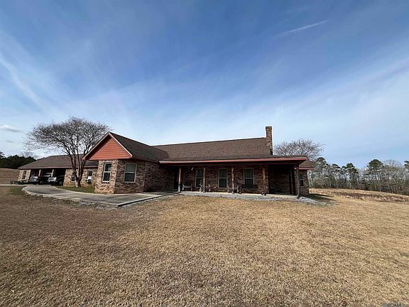 2nd image of 312 Rushingtown Rd