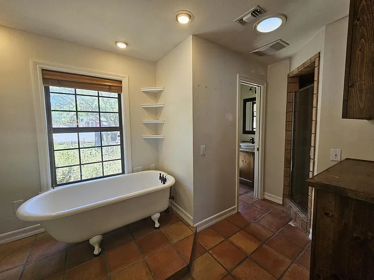 22530 Rolling Meadows Dr — Photo 48