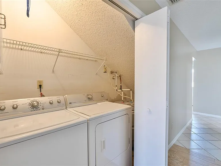 11001 SE Sunset Harbor Rd #H52 — Photo 19
