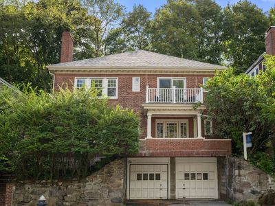 500 Washington St #2, Brookline, MA, 02446