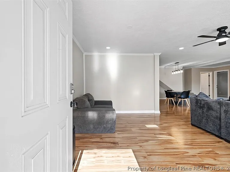 804 Rodie Ave — Photo 3